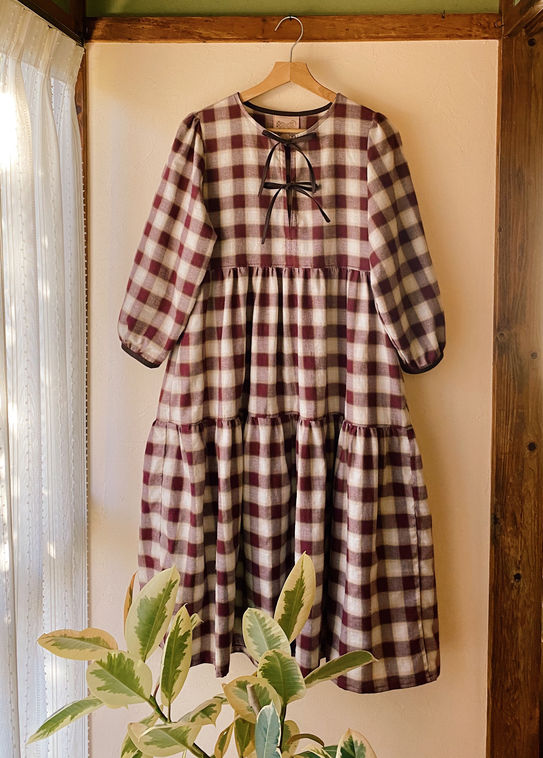 フロントリボン コットンティアードドレス