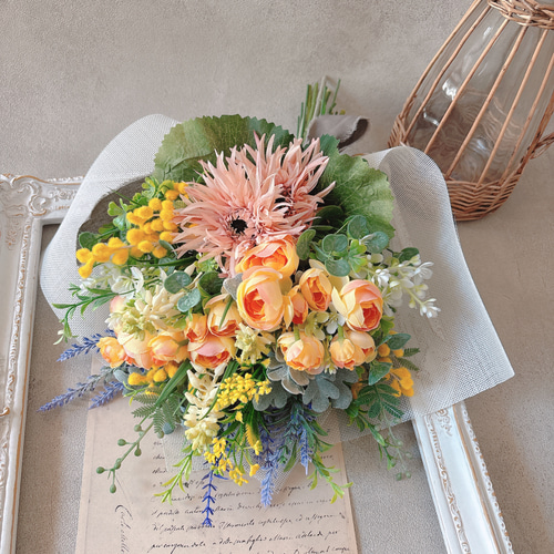 ミモザとガーベラのスワッグ 造花のスワッグ ガーデンブーケ 送別 誕生