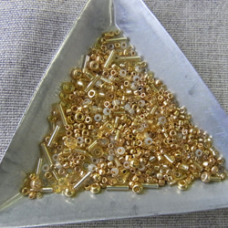 ゴールドアソートビーズ 3枚目の画像