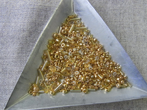 ゴールドアソートビーズ 3枚目の画像