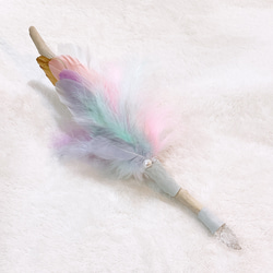 ネイティブ・アメリカン フェザーワンド ユニコーンカラー 【天使と共に‪໒꒱】カードリーディングスティック 2枚目の画像