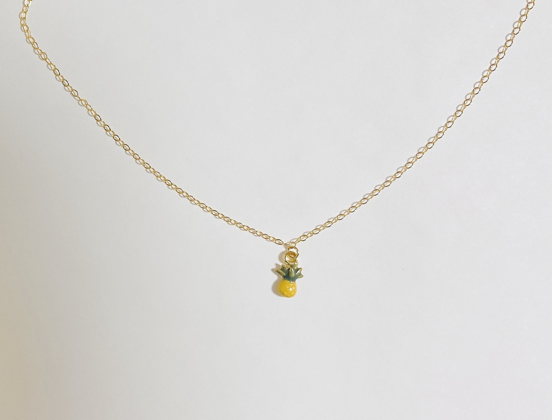 ゴールドネックレス