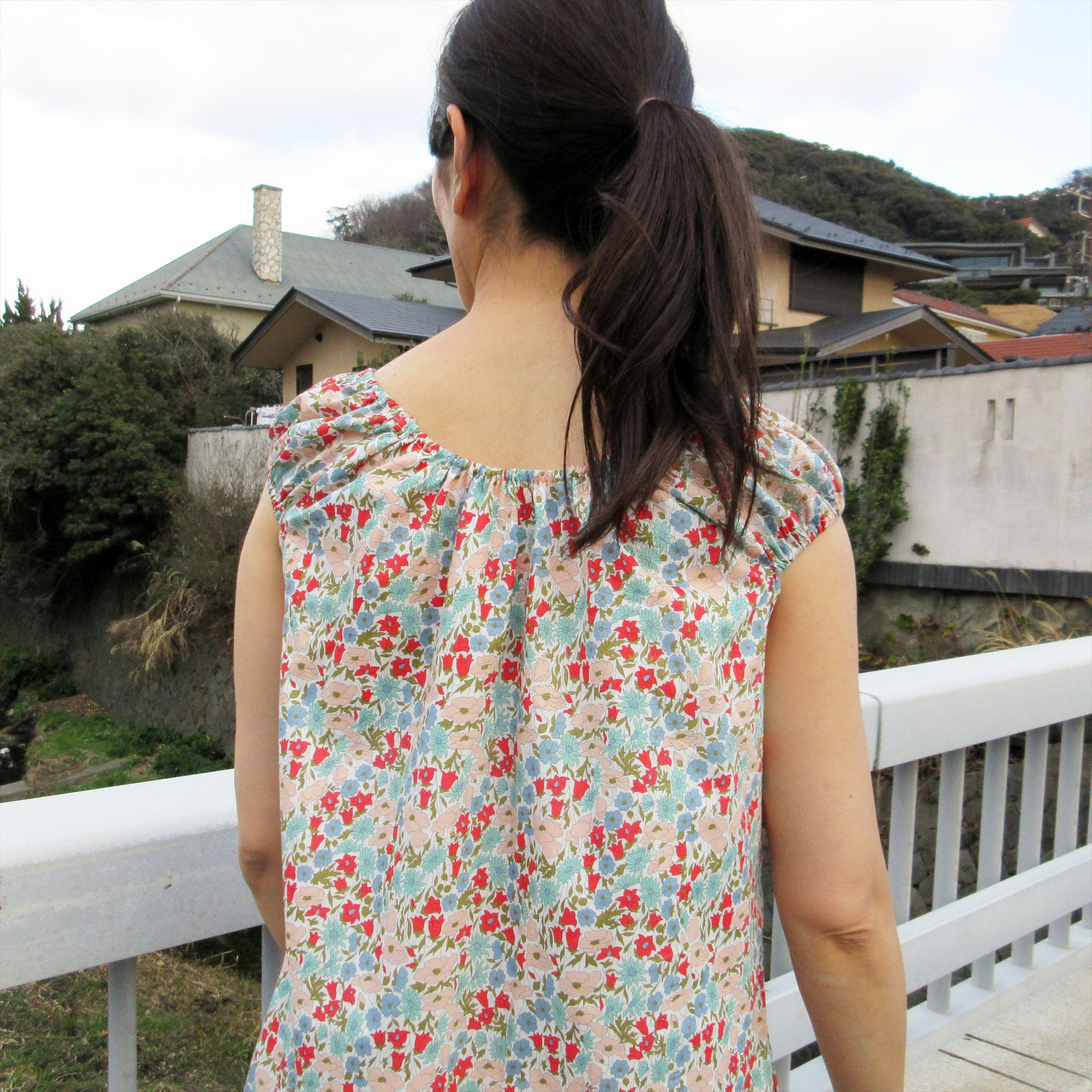 ※受注製作※リバティ「ポピーアンドデイジー」★半袖ロングギャザーワンピース