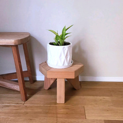 職人仕立ての六角形スツール 椅子 サイドテーブル 花台 ミニテーブル