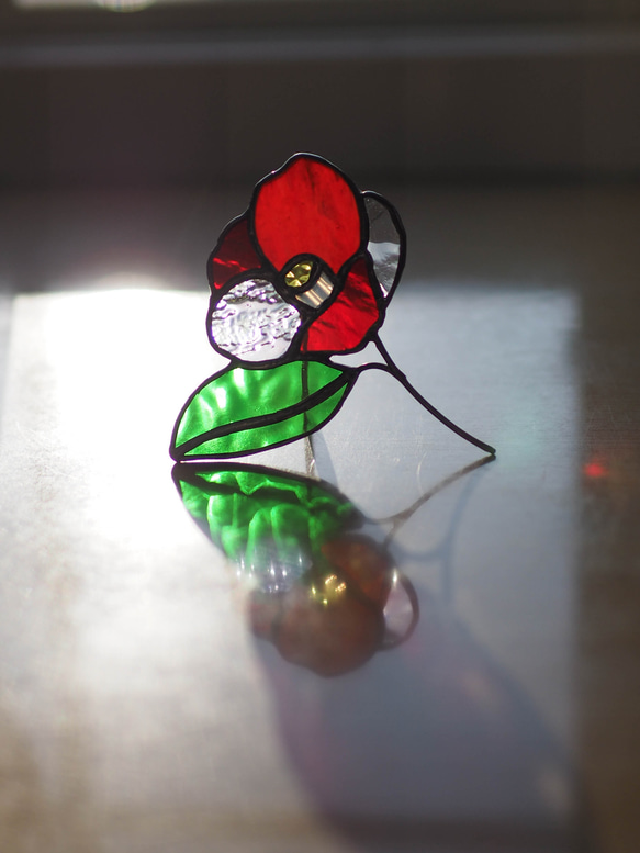 「　椿　C 」ステンドグラス・窓辺にちょこんとシリーズ 6枚目の画像