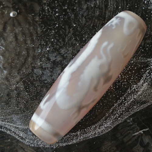 極上✨橙玉髄✨宝珠双龍神天珠 天然石 F* 通販 18860534｜Creema(クリーマ)