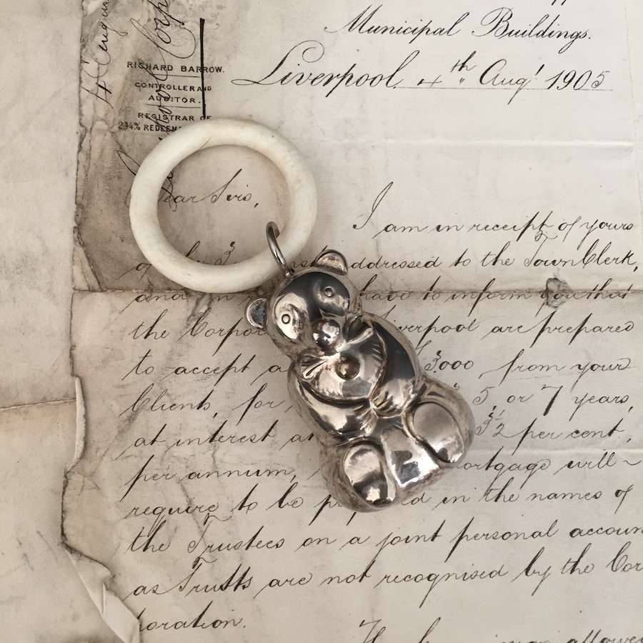 bear baby rattle アンティークシルバーくまのベビーラトル 出産祝い