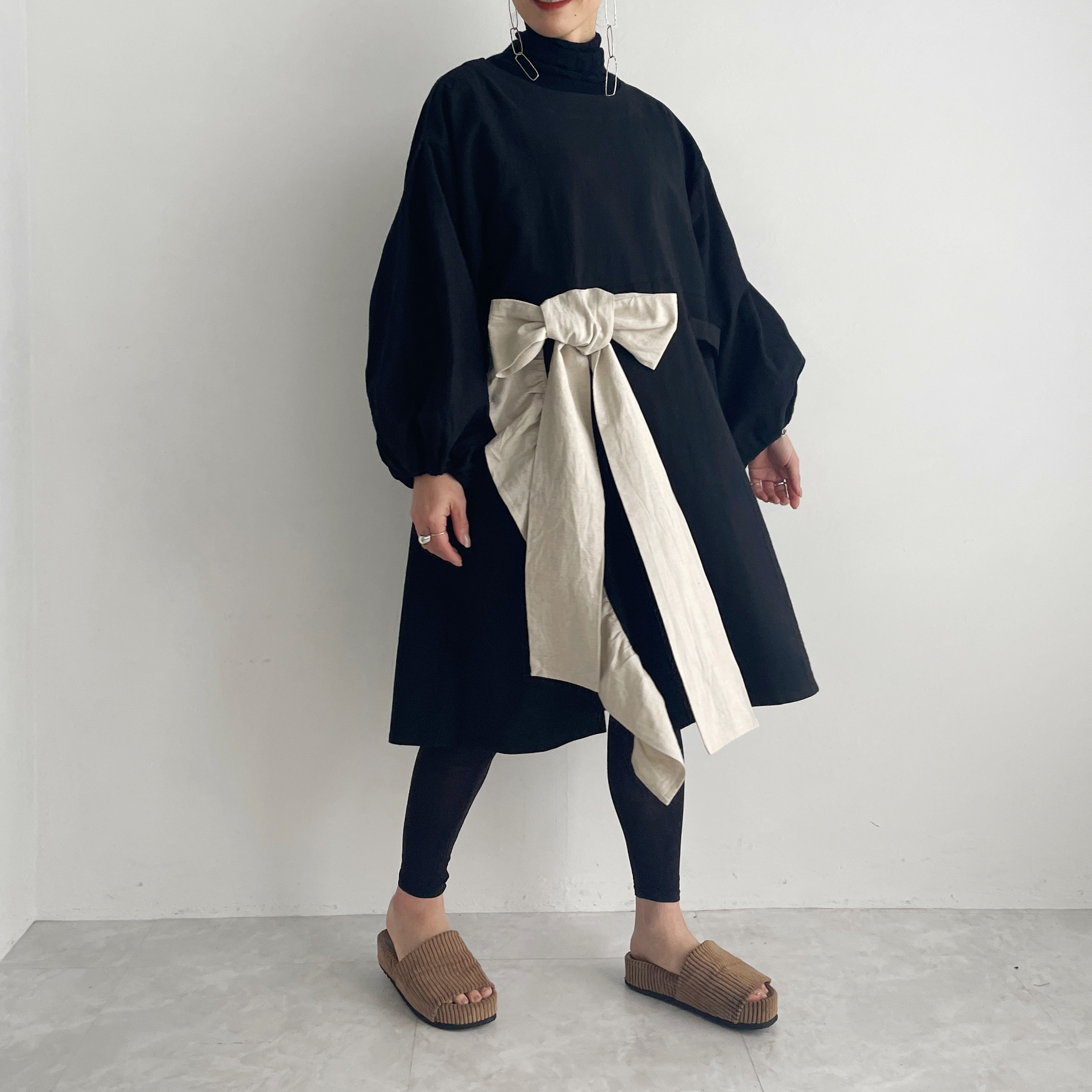 フリルリボン割烹着(black)