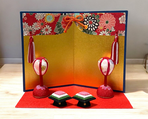 お雛様 ちりめん小物セット ミニ ぼんぼり、菱餅 房付金屏風、赤敷物