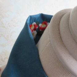 半衿・襟足ワンポイント＋上前ワンポイント・椿の刺繍（木綿ターコイズ） 2枚目の画像