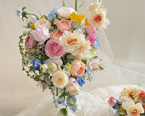 花かんむり♡リストブーケセット 青♡水色♡白 夏に人気のレンタルブーケ️🩵️ 水色×白色のお花を使った