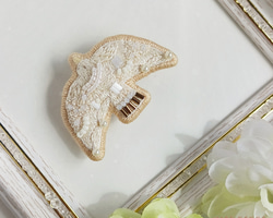 ブローチ（花・ミナペルホネン生地使用・ハンドメイド