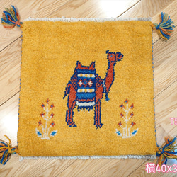 秋入荷】ペルシャ ギャッベ ミニマット 40x37.5cm ラクダ ベージュ カーペット・絨毯・ラグ・マット オリエンタルラグファクトリー自由が丘  通販｜Creema(クリーマ) 18264956