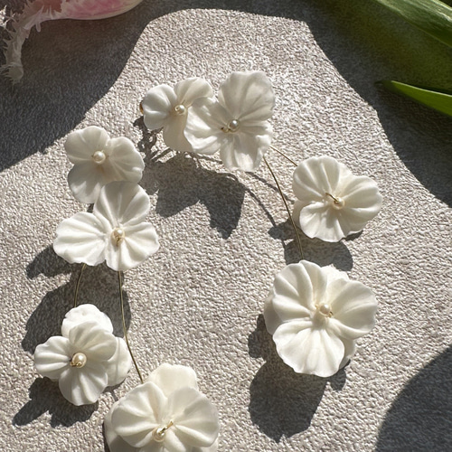 人気】ホワイトフラワー 大ぶりピアス ブライダルアクセサリー 結婚式