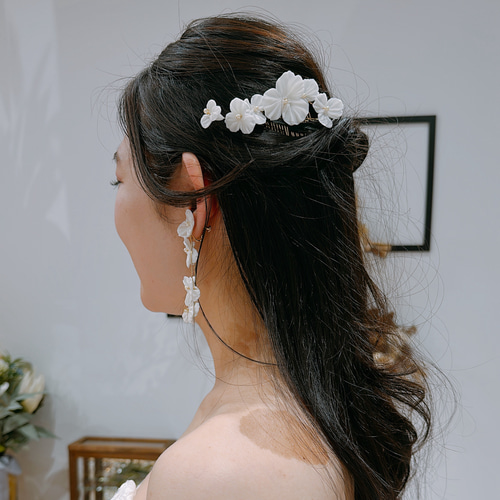 orgablanca★ヘッドコーム花ブライダルヘアアクセサリー ホワイト 白 白花 ホワイトフラワーヘッドコーム ブライダルヘッド