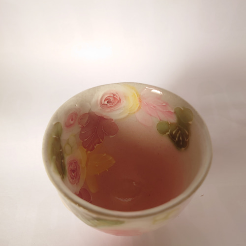 Creema2025陶器市 お湯呑 デフォルメされたピンクの薔薇が綺麗なうつわ