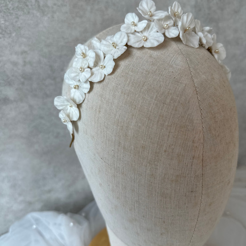 速達発送 白 ヘッドドレス ヘアアクセサリー お花 成人式 結婚式 速達発送 白 ヘッドドレス ヘアアクセサリー お花 成人式 結婚式