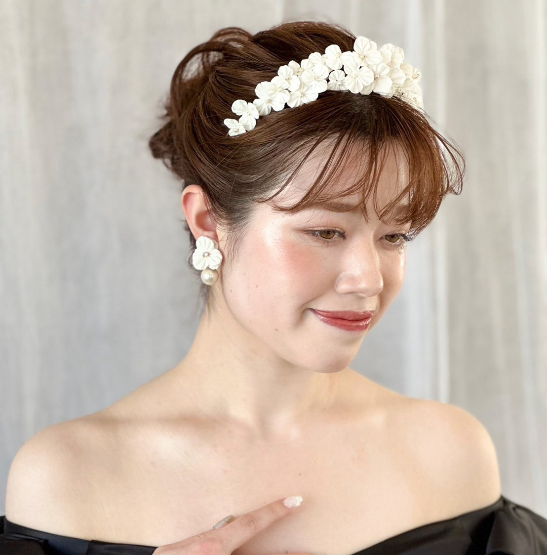 白花フラワーヘッドドレス　ヘッドアクセサリー　花嫁ヘア　ナチュラルウェディング　結婚式　前撮り　卒業式　成人式