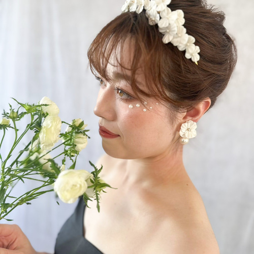 速達発送 白 ヘッドドレス ヘアアクセサリー お花 成人式 結婚式 白花フラワーヘッドドレス ヘッドアクセサリー 花嫁ヘア