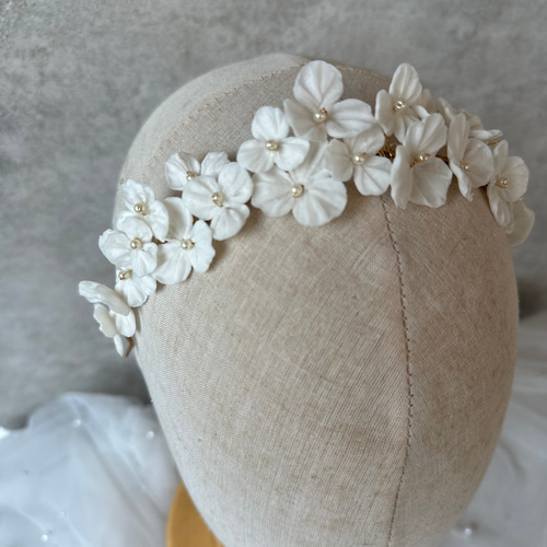 速達発送 白 ヘッドドレス ヘアアクセサリー お花 成人式 結婚式 速達発送 白 ヘッドドレス ヘアアクセサリー お花 成人式 結婚式