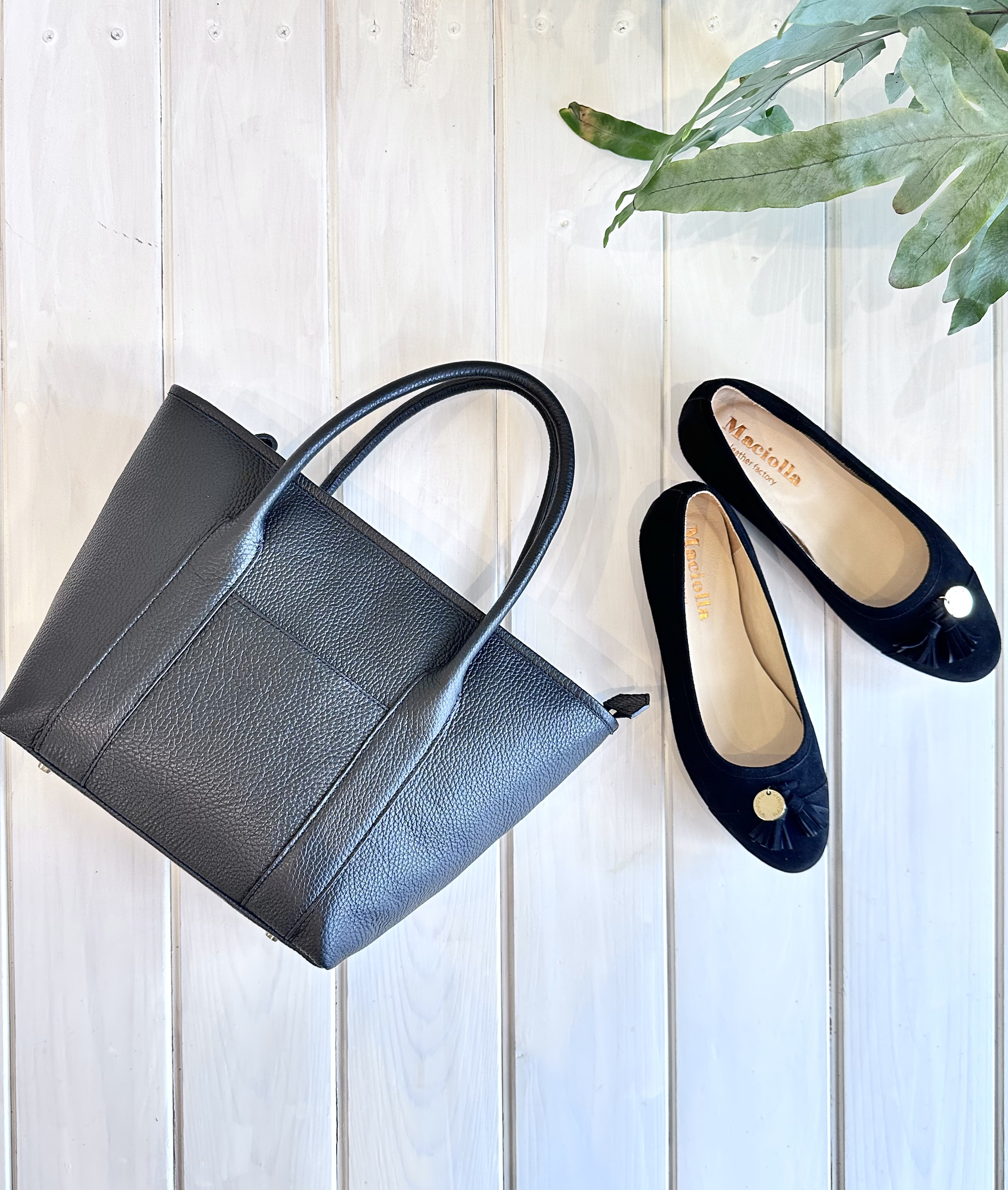 【期間限定10%off】イタリアンレザーシボモデル　トートバッグXSサイズ　ブラック