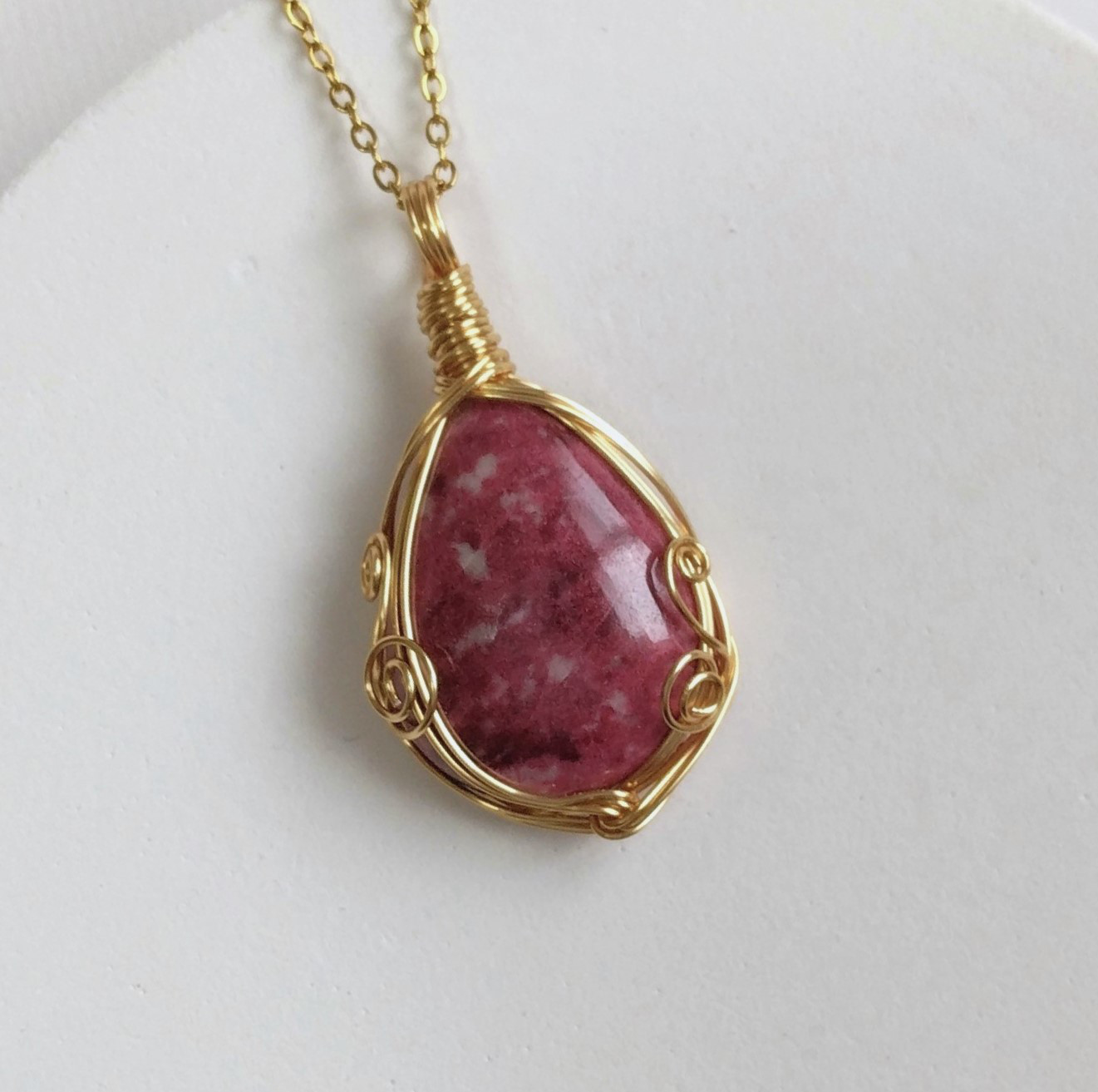 大粒チューライト　天然石 ワイヤーペンダント No.P43