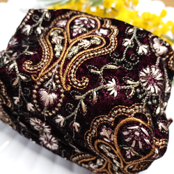 【20㌢】魅せたいインド刺繍のBOXポーチ　ベルベット　コスメポーチ　プレゼント　ギフト　誕生日　母の日　社会人　還暦 5枚目の画像