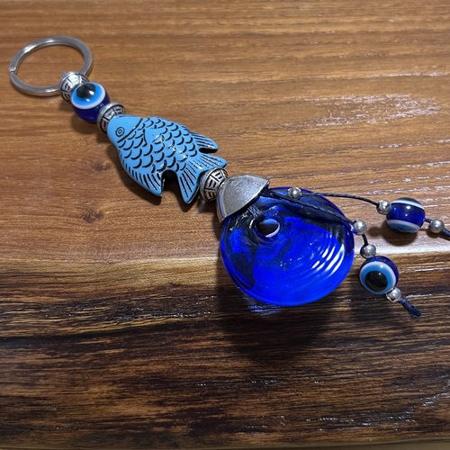 ナザールボンジュウと青い魚のキーホルダー キーリング トルコ製 通販
