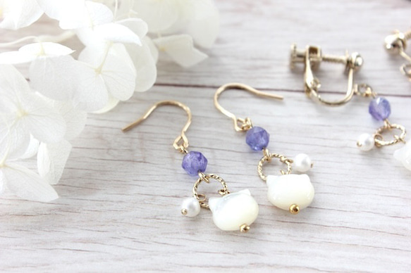 14kgf 猫とベビーパールとタンザナイトのピアス／イヤリング(白蝶貝) ☆Tanzanite☆ 5枚目の画像