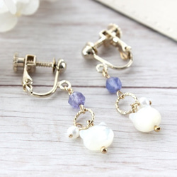 14kgf 猫とベビーパールとタンザナイトのピアス／イヤリング(白蝶貝) ☆Tanzanite☆ 4枚目の画像