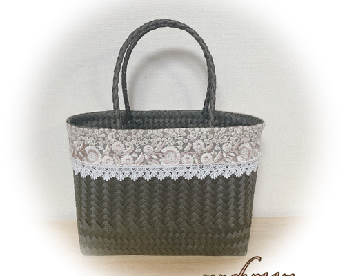 花柄インド刺繍リボン付きボックス型山葡萄バッグ 花柄インド刺繍