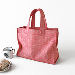 ✿リバティ✕パッチワーク✿　まんまるバッグ　〈Red & Brown〉 リバティのパッチワークbag(ピンク) - non's atelier | minne