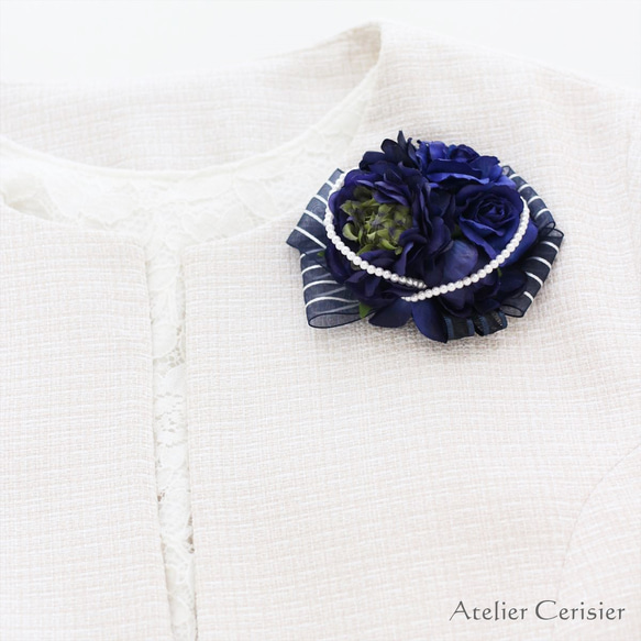 ラナンキュラス ローズ コサージュ ネイビー 2WAY ダブルピン #106【卒業式 入学式 セレモニー】 9枚目の画像