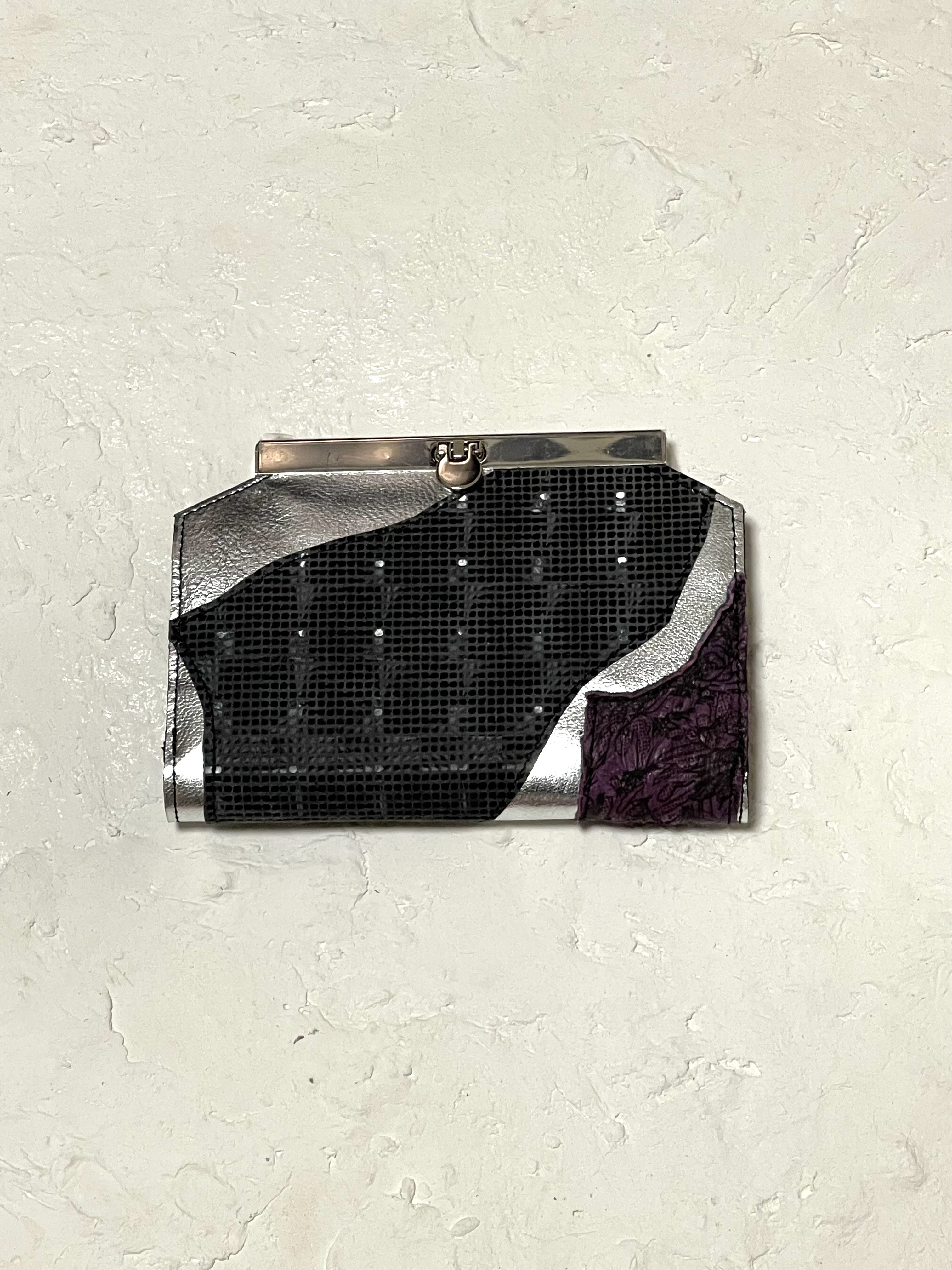 iPhone 15 しほぱっ本革 スマホケケース【 本革 手帳型 ？ 財布型  携帯ケース　個性　かぶりにくい】