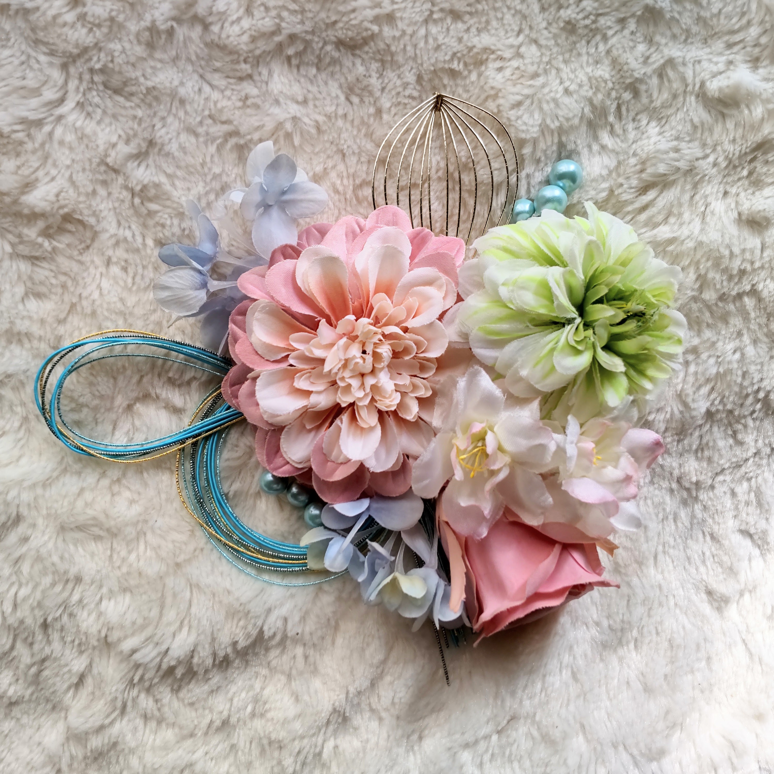 造花髪飾り　モーブ　ジニア　バラ 4,701円