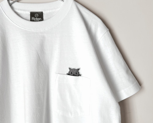 KRY ホワイト スウェットシャツ 猫ロゴ刺繍　ぷりんコラボ KRY ホワイト スウェットシャツ 猫ロゴ刺繍ぷりんコラボ