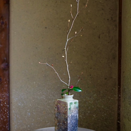 信楽焼 谷 清右エ門窯 四代目 耳付 花瓶 花入 共箱 信楽焼 谷 清右エ門窯 四代目 耳付 花瓶 花入 共箱 - メルカリ