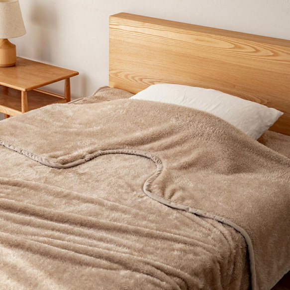 あったかフランネル 毛布 / 敷きパッド / ブランケット / 肩当て 4点セット 3枚目の画像