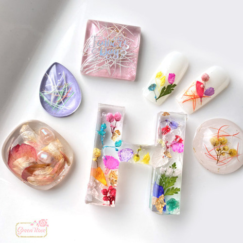 あ様◆【ドライフラワー】花びらフレーク♡（ 829 レジン ネイル パーツ） ドライフラワー 押し花 花びら 色々ミックス レジン ネイル 封入 花材