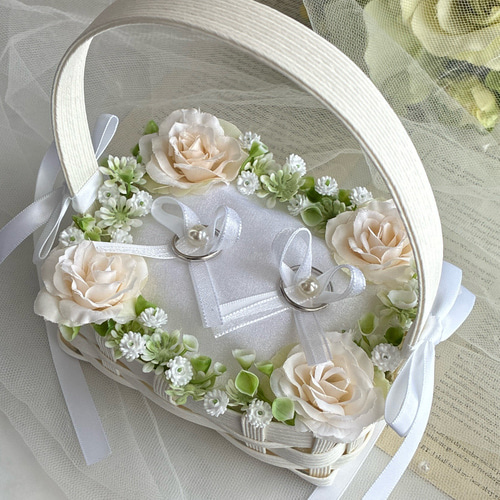 かご バスケット 小•横 エコクラフト リングガール リングピロー カゴ 結婚式 人気のオフホワイトのバラ♡ナチュラル♡グリーン♡リングボーイ