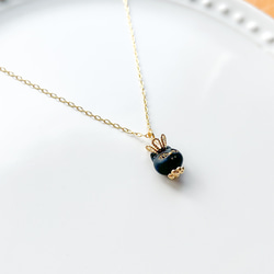 ねこ王国の女王(黒)ネックレス 3枚目の画像