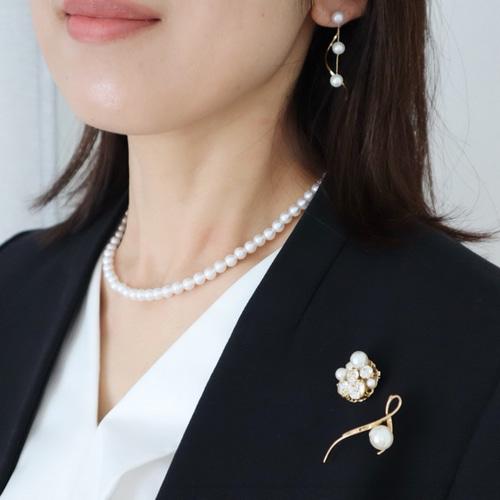 卒入学式OK！選べるフォーマル一式セット＞ ブローチ2点+貝パール