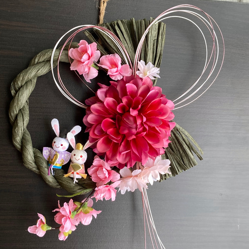 完成品【おひなさま／ひなまつり】ダークグリーンのラフィアのひな祭り