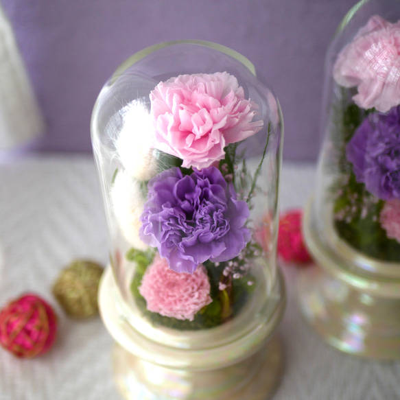 「仏花」カーネーションのガラスドーム プリザーブドフラワー＜受注制作＞お供え花 2枚目の画像