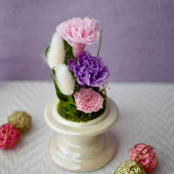 「仏花」カーネーションのガラスドーム プリザーブドフラワー＜受注制作＞お供え花 4枚目の画像
