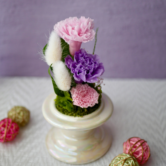 「仏花」カーネーションのガラスドーム プリザーブドフラワー＜受注制作＞お供え花 4枚目の画像