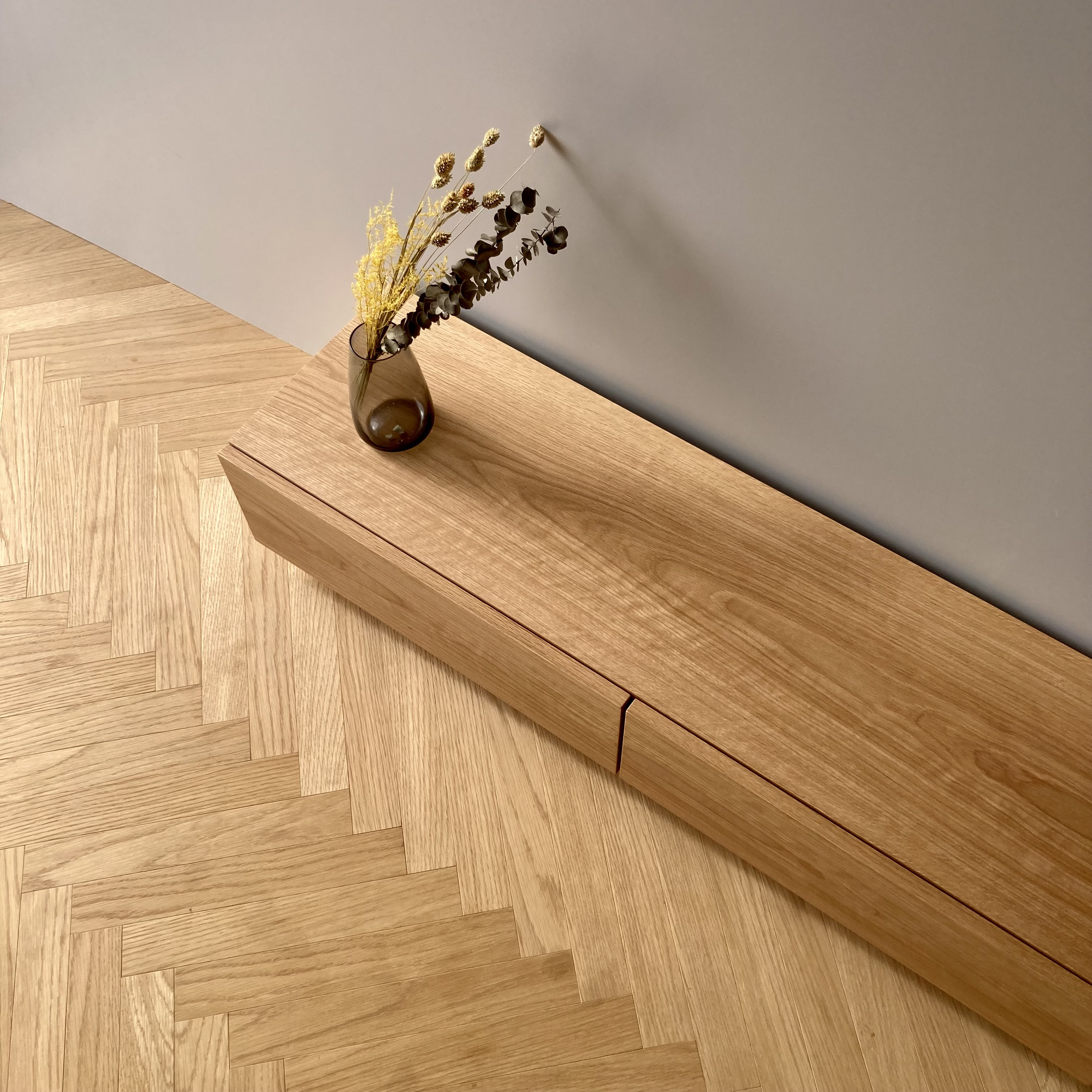 テレビボード　200cm  北欧　オーク　テレビ台　おしゃれ　無垢　突板　ローボード　台付き