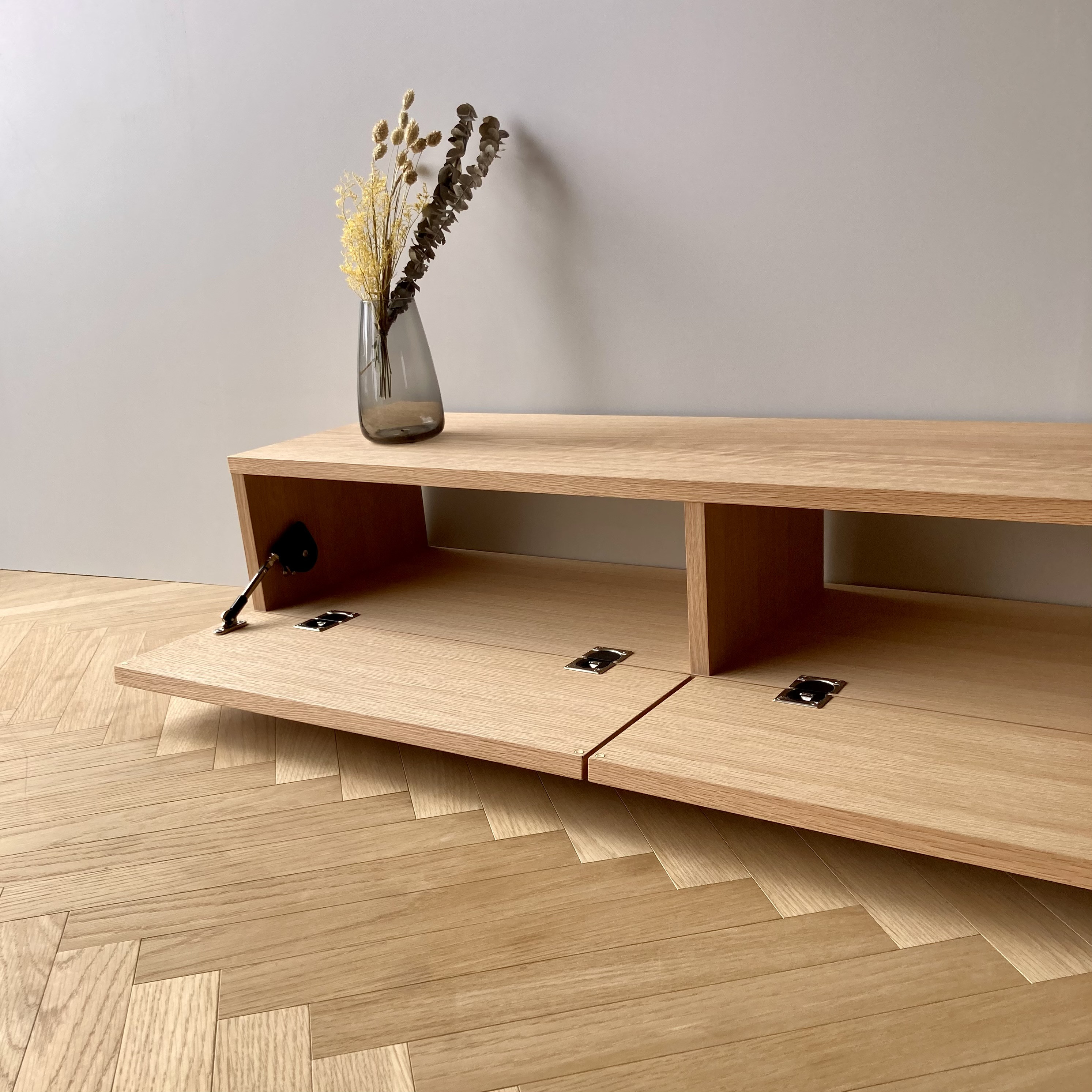 テレビボード　200cm  北欧　オーク　テレビ台　おしゃれ　無垢　突板　ローボード　台付き