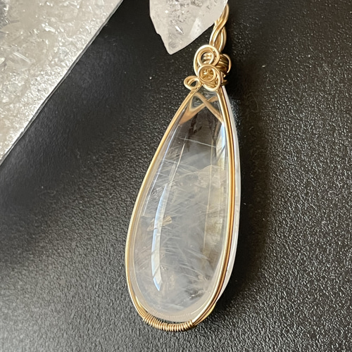 エンジェルフェザークォーツ ペンダントトップ(天然石 天然石