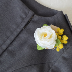親子コーデ♪コンパクトコサージュ〈ミモザとローズ〉(透明ケース付き) 9枚目の画像